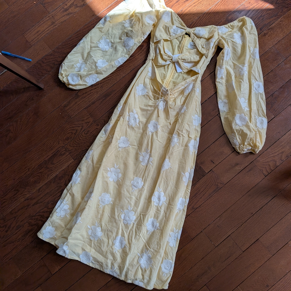 Gorgeous SABA Butter Yellow Floral Dress - Size 4